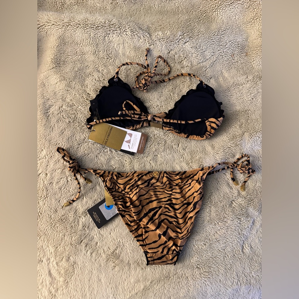 VIX PAULA HERMANNY
Tiger-print Bikini In Animal Print - Picture 4 of 5